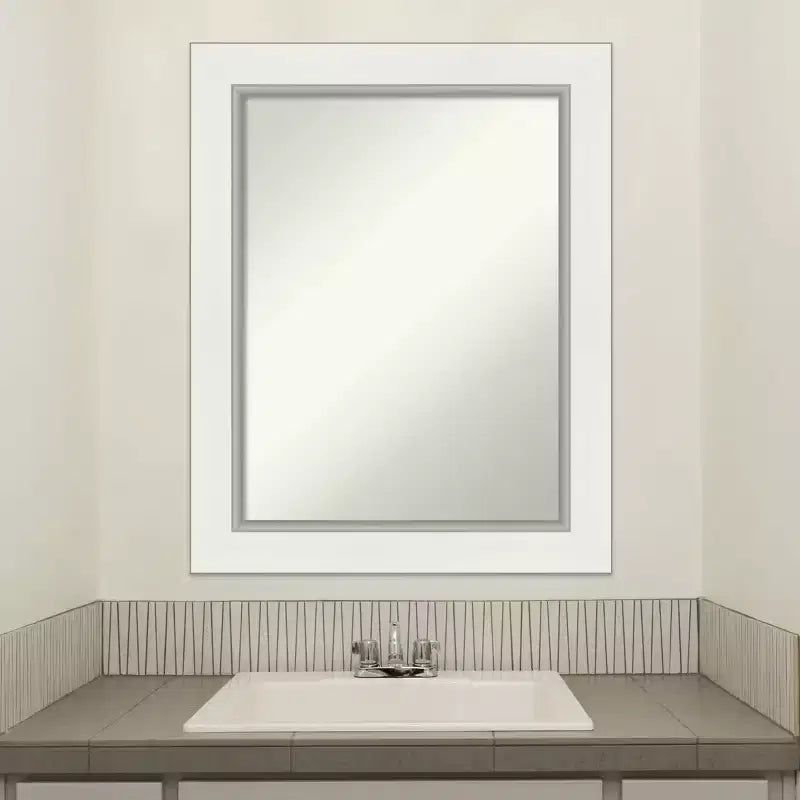 Specchio da parete per bagno Amanti Art con cornice in EVA, non smussato, 24" x 30", bianco: rettangolare, cornice in polistirene, montato a parete