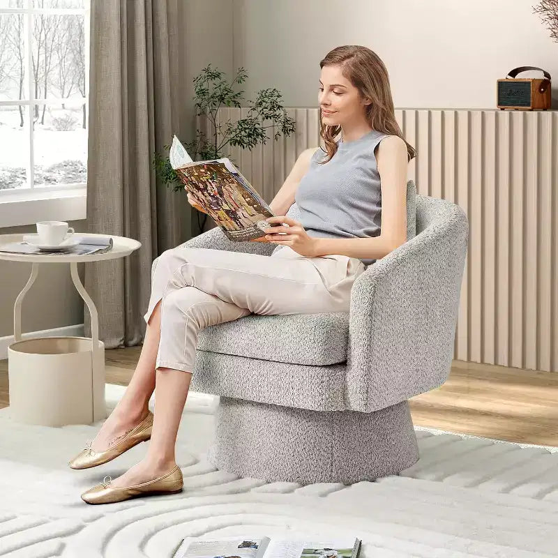 Poltrona Girevole a 360°, Rivestimento in ciniglia Felpata, Base in Legno con Pouf, Regolabile (Beige/Grigio/Verde/Rosa) per Soggiorno e Camera da Letto