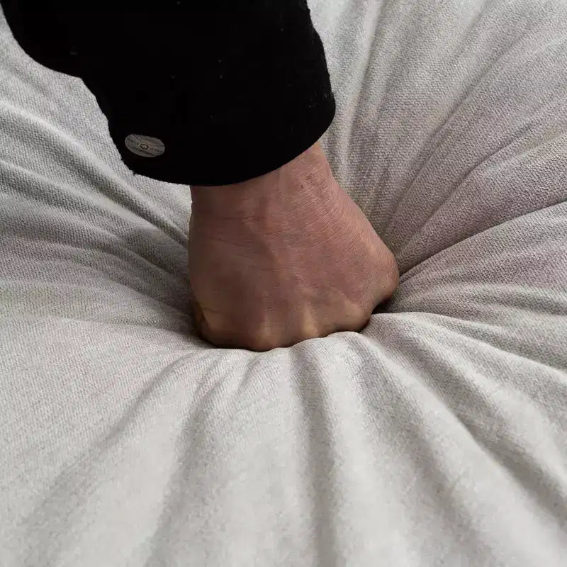 Divano 2 posti Zeus & Ruta moderno imbottito con pouf contenitore, per soggiorno, camera da letto, ufficio o piccoli spazi