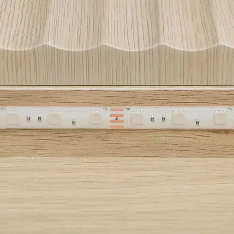 GDFStudio Erin Comò Moderno con 6 Cassetti, LED e Design Senza Maniglie in Legno Scanalato, 120 cm