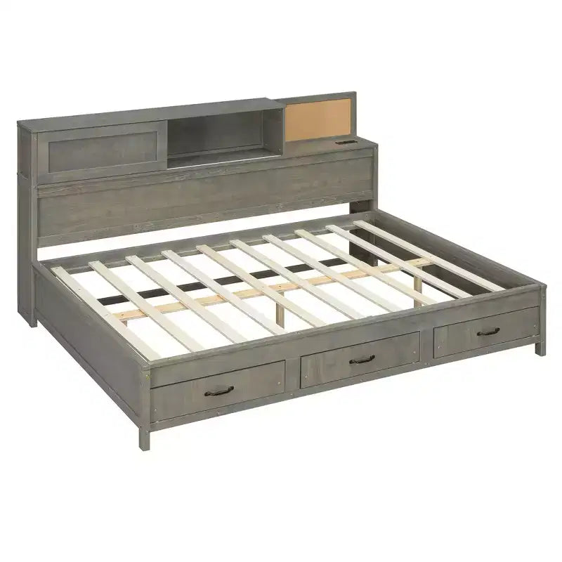 Divano Letto in Legno Matrimoniale con 3 Cassetti, Mensola Superiore Imbottita e un Set di Prese di Corrente e Porte USB Grigio