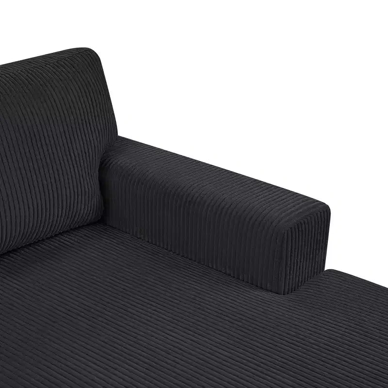 Divano sezionale Whisen Oversize in velluto a coste con penisola e tre morbidi cuscini decorativi