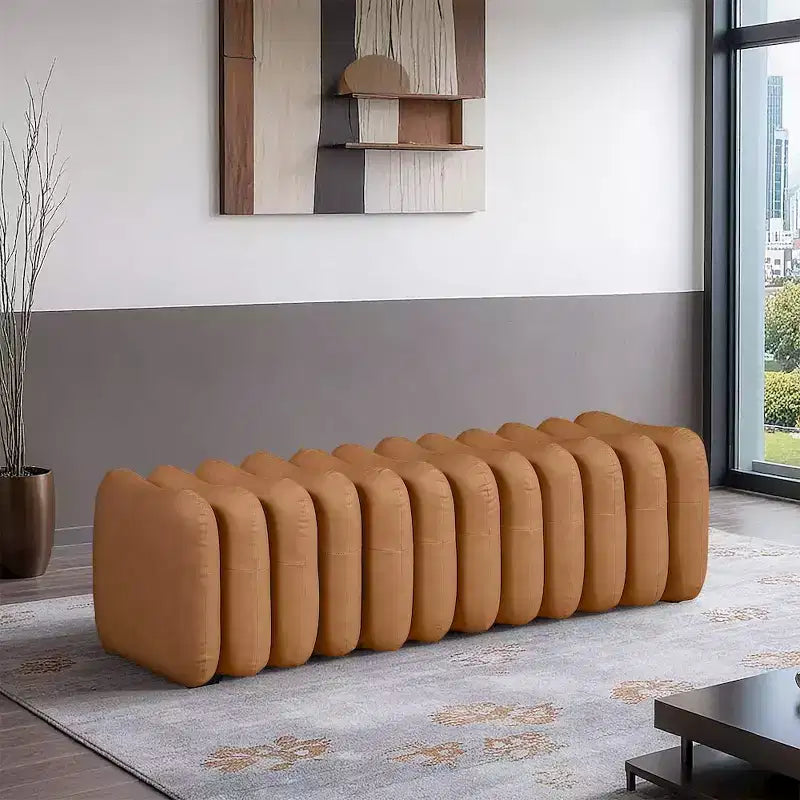 Meridian Furniture, Panca Atticus in pelle vegana