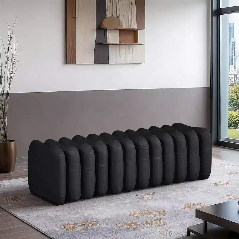 Meridian Furniture, Panca Atticus in pelle vegana