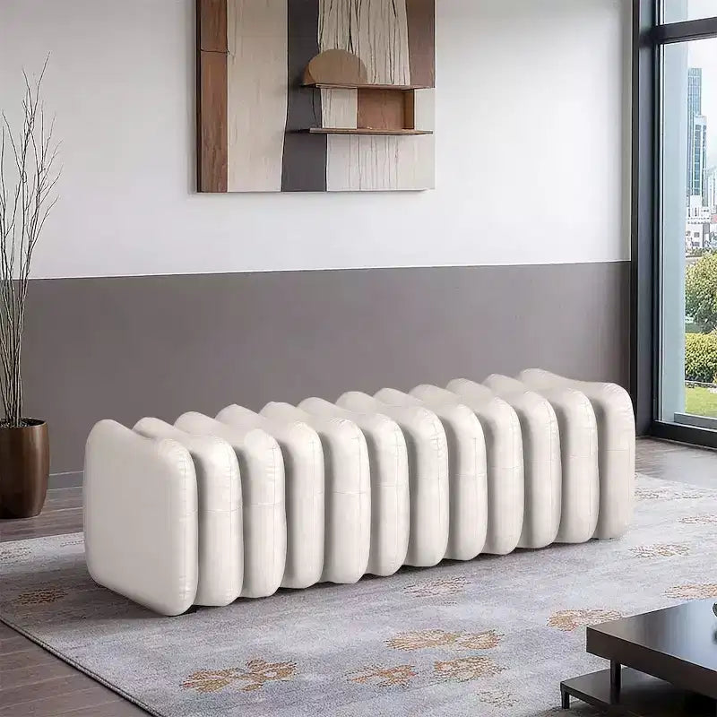 Meridian Furniture, Panca Atticus in pelle vegana
