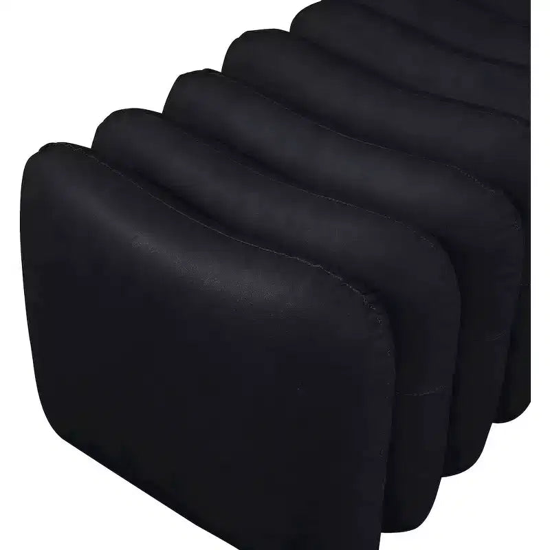 Meridian Furniture, Panca Atticus in pelle vegana