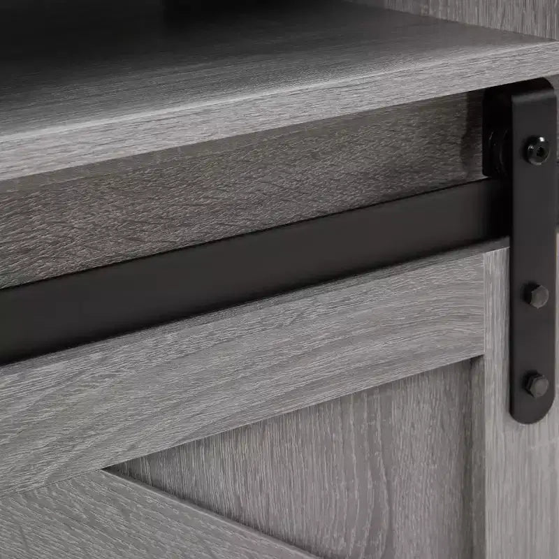 Mobile TV da 58" in Stile Modern Farmhouse