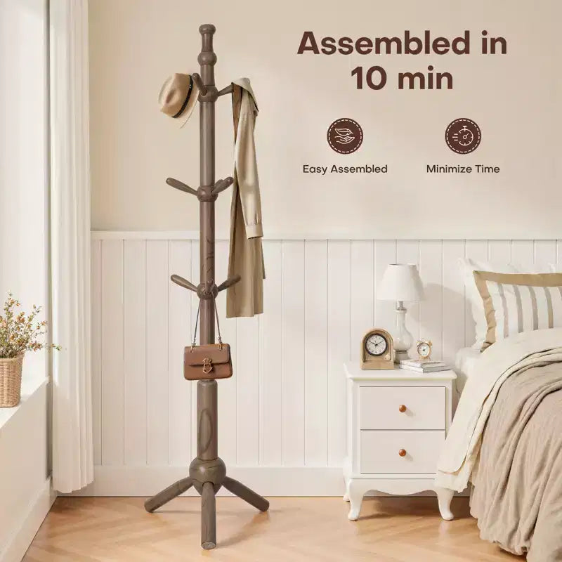 Bekrvio Appendiabiti in legno massello autoportante a 9 ganci, altezza regolabile, appendiabiti da terra in legno resistente per ingresso, camera da letto, ufficio, finitura noce
