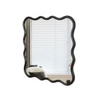 Specchio da bagno quadrato moderno Okak 36IN con cornice ondulata in legno massello, specchio da parete ad alta riflessione, specchio per vanità per bagno, soggiorno