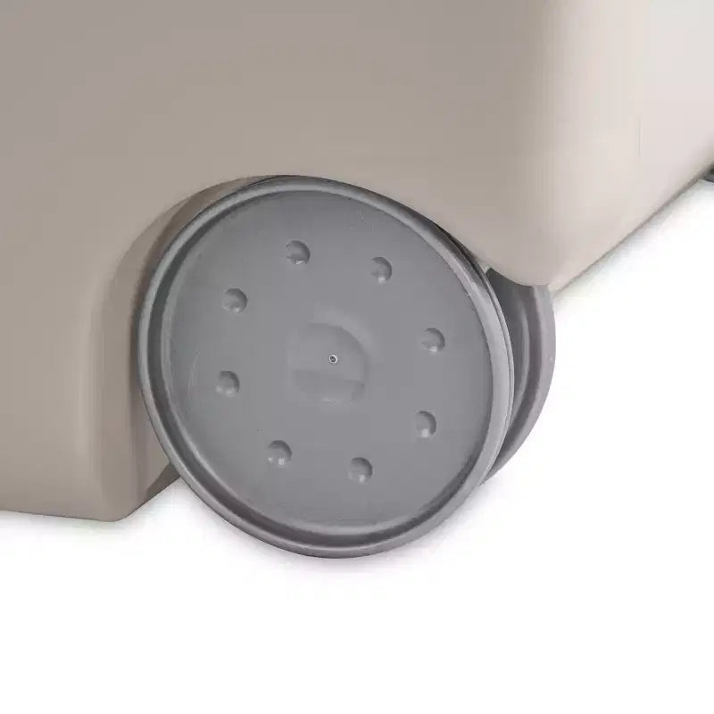 Cesto portabiancheria con ruote Sterilite Ultra, con coperchio e maniglia, grigio, confezione da 3