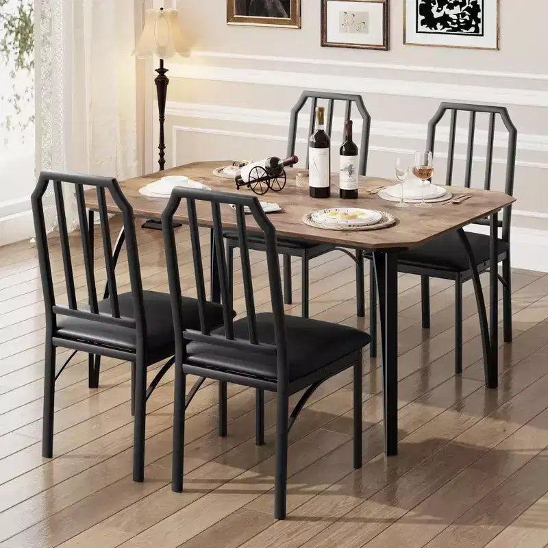 Set da pranzo compatto con bordi smussati e sedie imbottite, perfetto arredamento da cucina e sala da pranzo per piccoli appartamenti e case