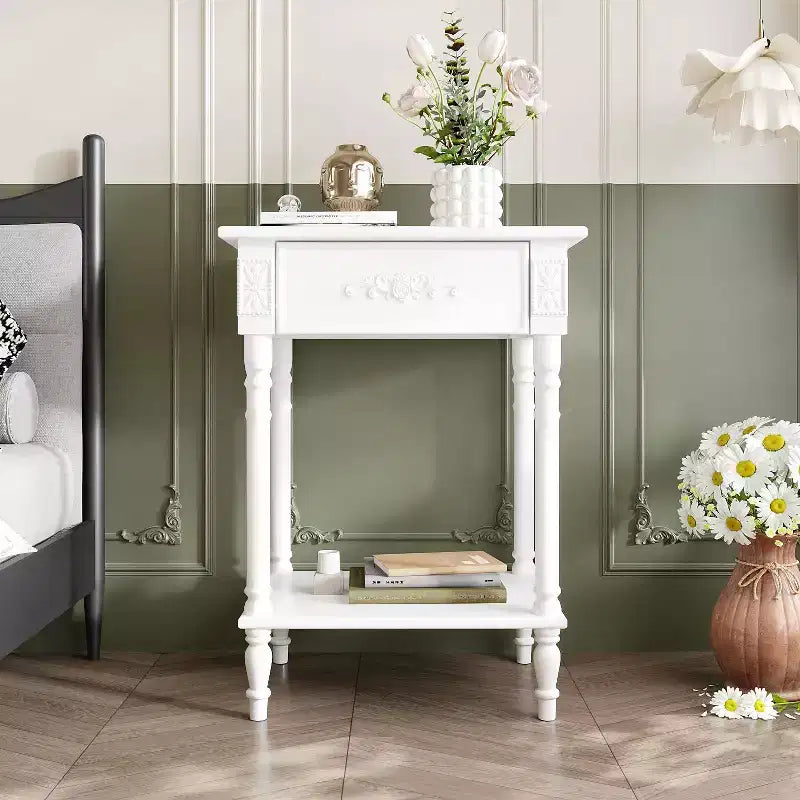 Comodino Famapy Chic Bianco/Nero con cassetto e ripiano inferiore, tavolino laterale: Elegante soluzione salvaspazio per la camera da letto, comodino con cassetto