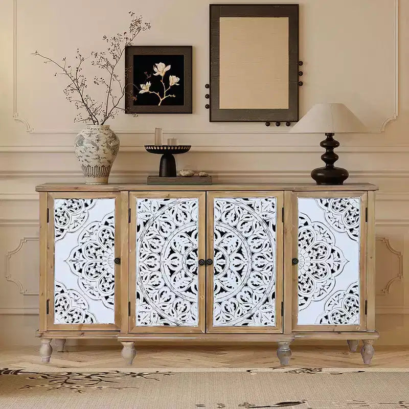 Credenza a 4 ante con intaglio a vista, mobile contenitore in legno anticato con ripiani regolabili, design unico per cucina, sala da pranzo, legno naturale