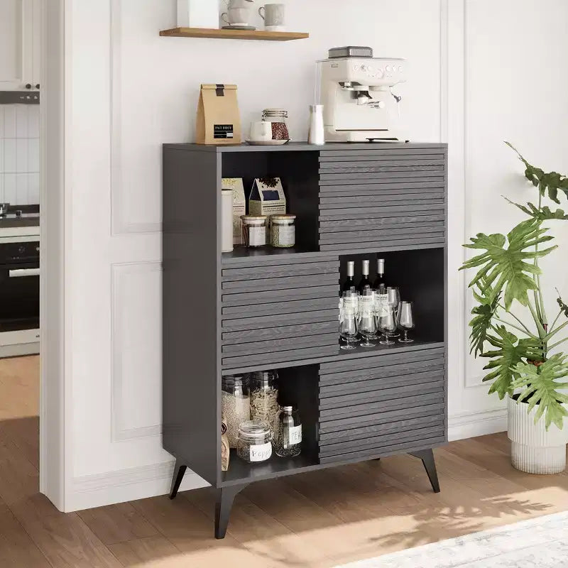 Ripiani Regolabili, Mobiletto Contenitore Scanalato con Ante Scorrevoli, Mobiletto da Terra Alto 109 cm, Espositore Moderno a 3 Ripiani con Gambe, Soggiorno, Cucina, Nero