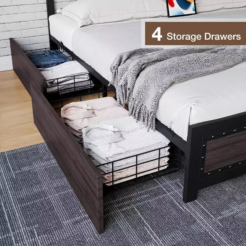 Struttura letto matrimoniale Acekool Queen Size con quattro cassetti portaoggetti e stazione di ricarica, letto a piattaforma rivettato con testiera, supporto a doghe in metallo, grigio