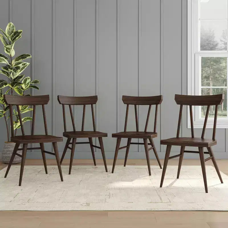 Set di 4 sedie da pranzo Windsor in legno massello Plank+Beam