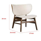 Poltrona Royal Hampton, schienale alato in tessuto bouclé beige, legno noce marrone