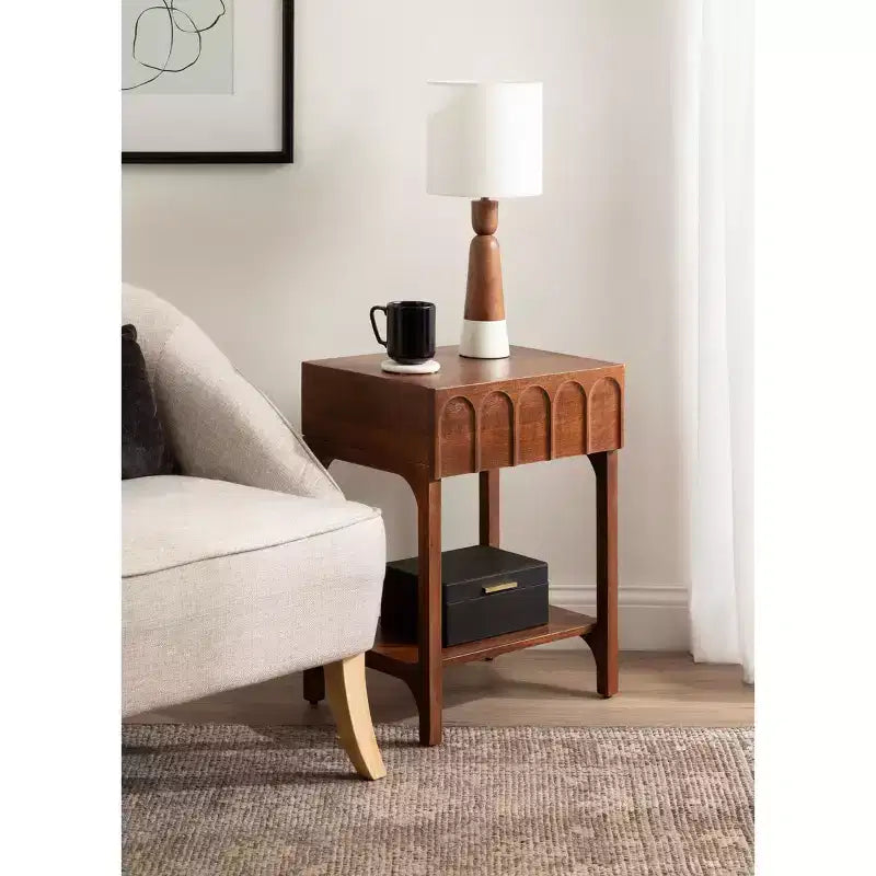 Tavolino da salotto Kate and Laurel Archvale in legno, 35,5x45,7x61 cm, noce marrone