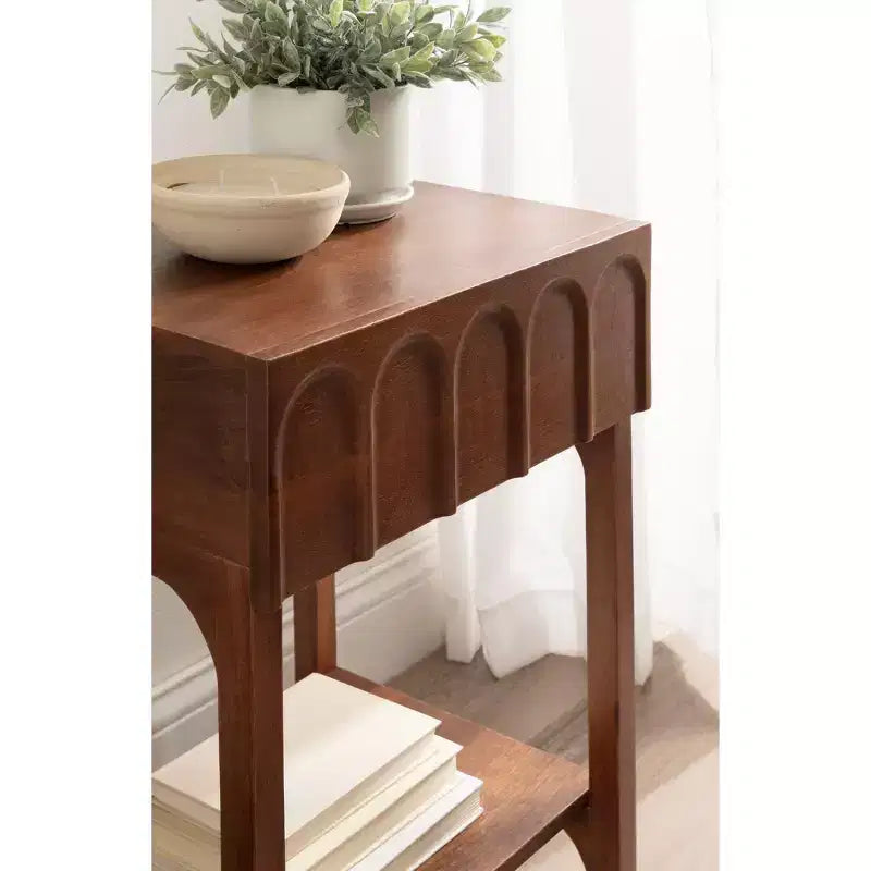 Tavolino da salotto Kate and Laurel Archvale in legno, 35,5x45,7x61 cm, noce marrone