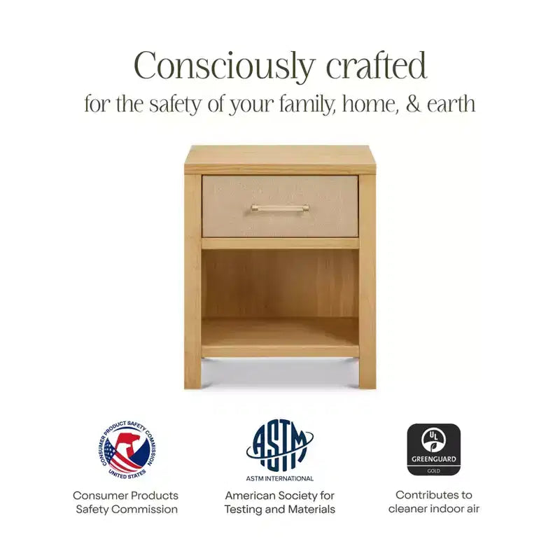 Comodino Namesake Eloise assemblato