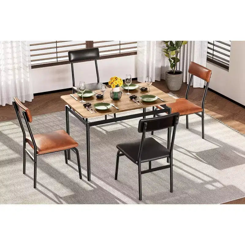 Set tavolo da pranzo per 4 persone, tavolo e sedie da pranzo in legno da 5 pezzi, 4 sedie imbottite in PU, marrone + nero