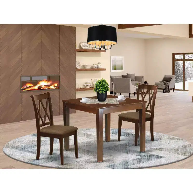Set da tavolo da pranzo HomeStock a 3 pezzi con piano quadrato in legno massello con finitura mogano
