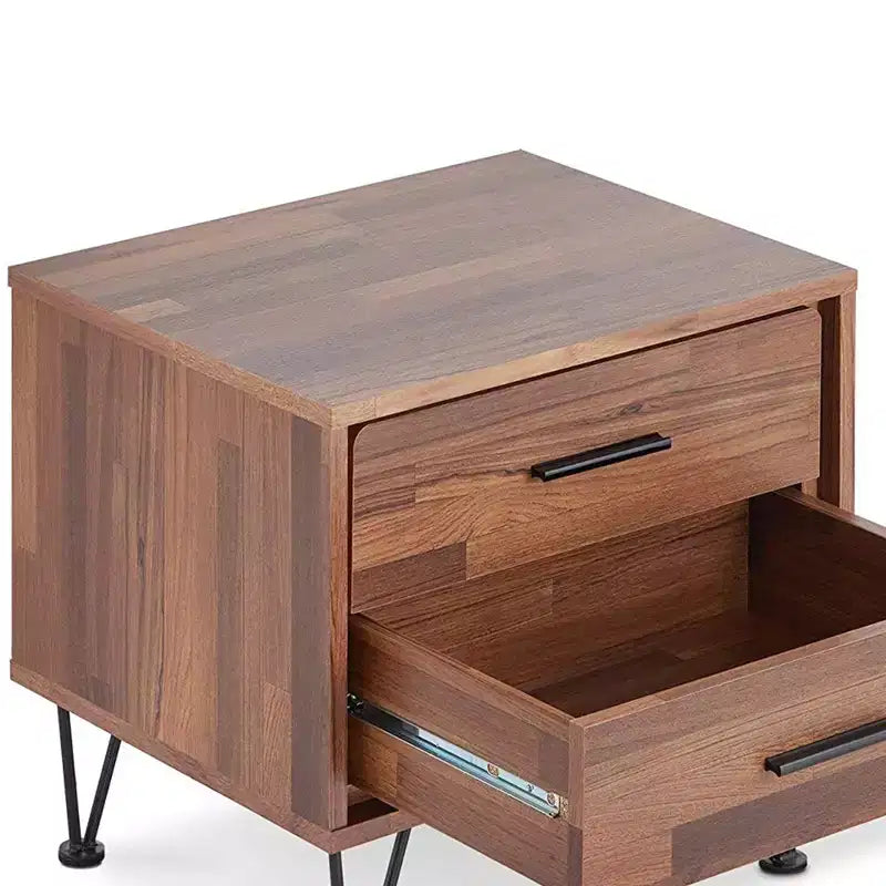 Comodino 2 cassetti in legno Royal Hampton di Deoss, marrone