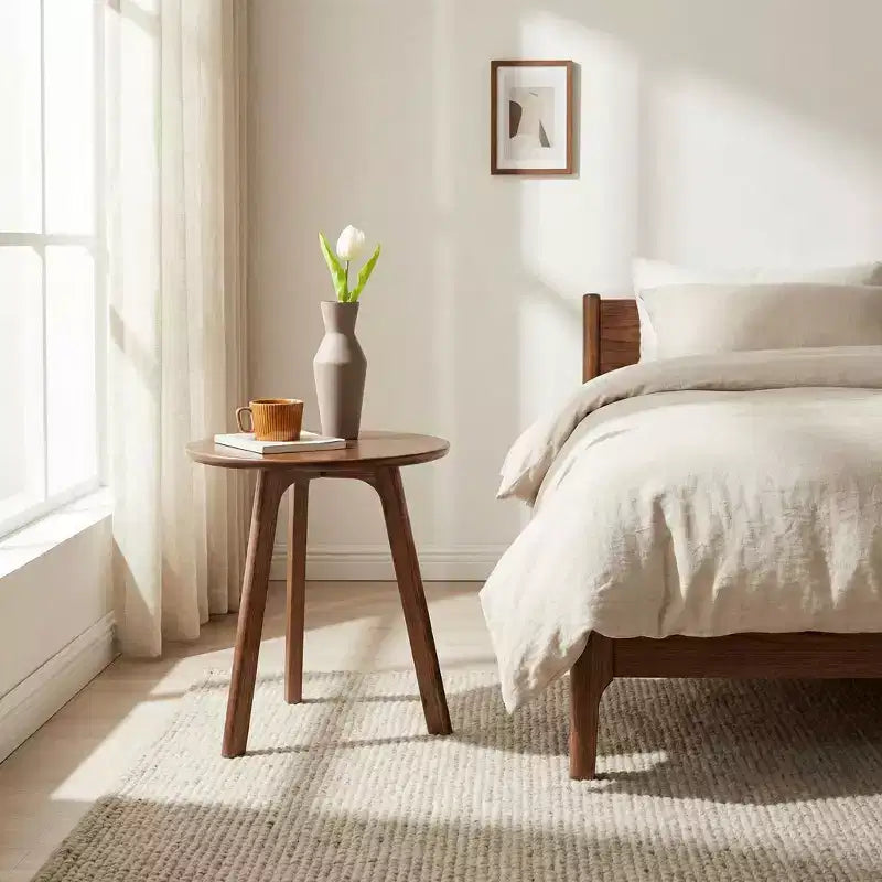 Tavolino rotondo in legno Homy Casa con design a 3 gambe per soggiorno o camera da letto