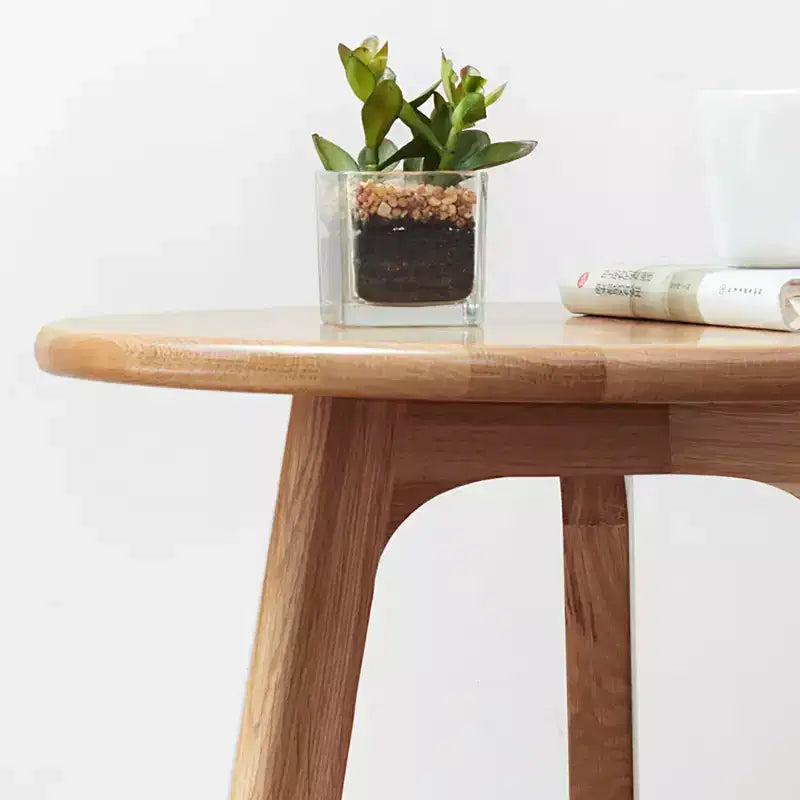 Tavolino rotondo in legno Homy Casa con design a 3 gambe per soggiorno o camera da letto