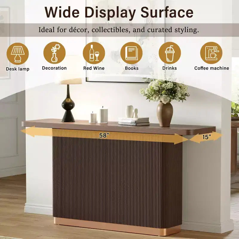 Consolle moderna Willa Christopher Knight Home con base scanalata