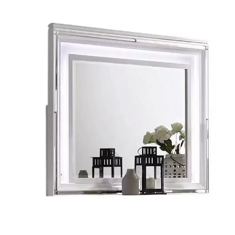 Specchio da comò Royal Hampton con luci LED, cornice in legno massello bianca da 47 pollici