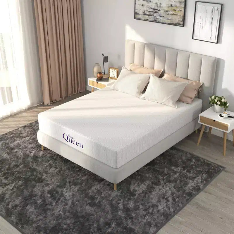 Materasso in memory foam Okak Modern da 15-30 cm di spessore con rivestimento in rete setosa, materassi certificati CertiPUR-US per un sonno confortevole