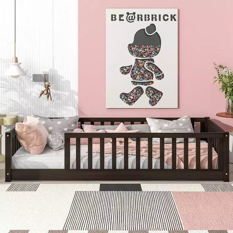TUYOHW Letto a Pavimento per Bambini Misura Doppia, Moderno Letto Montessori in Legno con Sponde di Sicurezza Rialzate per Camera da Letto