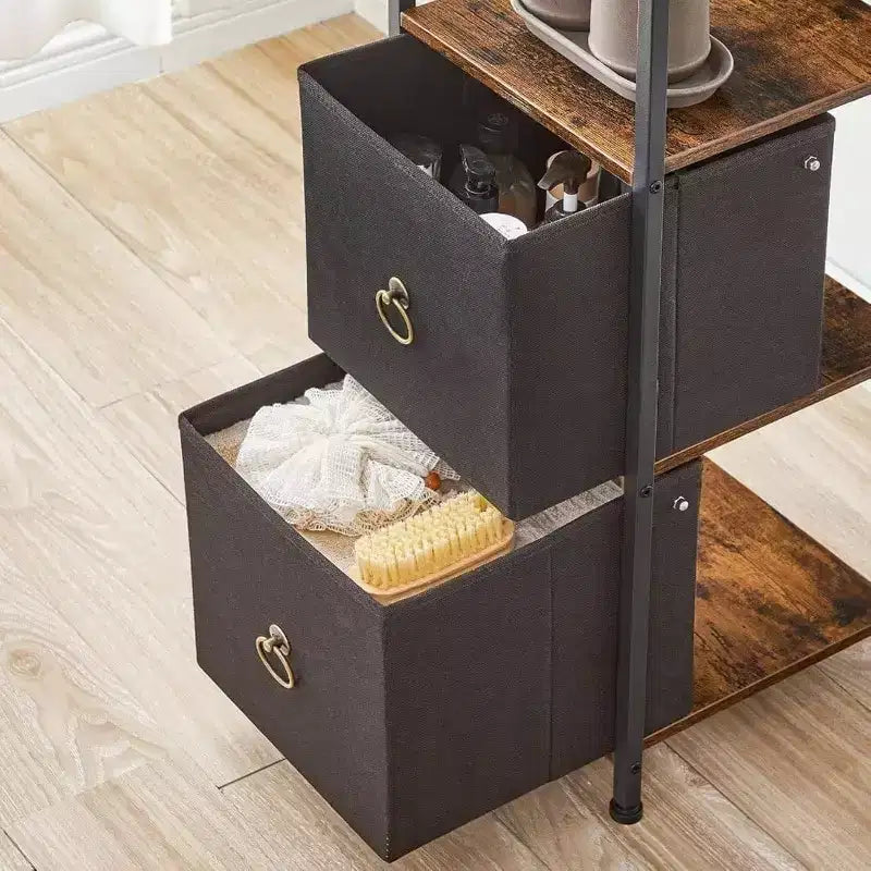 Mobile Angolare, Scaffale a 4 Ripiani con 2 Cassetti, Mobile Contenitore Stretto, Marrone Rustico e Nero, Mobiletto per Bagno e Soggiorno
