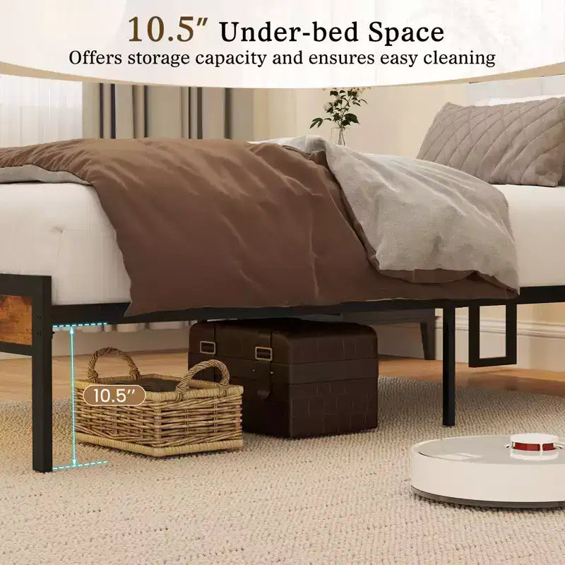 Struttura letto Costway Full/Queen/King size con stazione di ricarica, letto a piattaforma in metallo con testiera imbottita