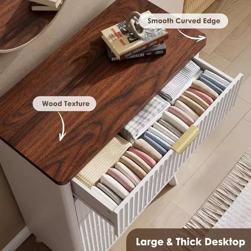 Cassettiera scanalata per camera da letto con 5 cassetti profondi, comò alto 120 cm, design a profilo curvo, cassettiera moderna in legno, per soggiorno