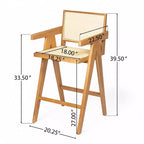Sgabelli da bar Okak (set da 2) in legno massello ad altezza bancone per sale da pranzo, poltrone con schienale in rattan per isole cucina, finitura naturale