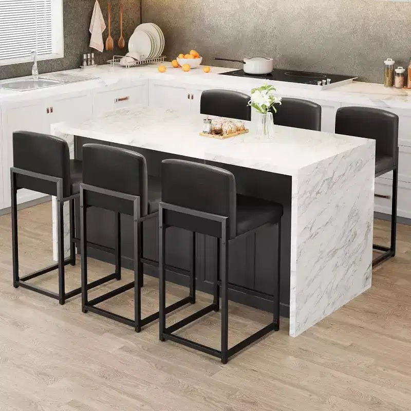 2 Sgabelli da Bar Moderni, Sedie da Bancone Rivestite in Ecopelle Altezza 63 cm con Schienale e Piedini Antiscivolo Regolabili per Isola della Cucina