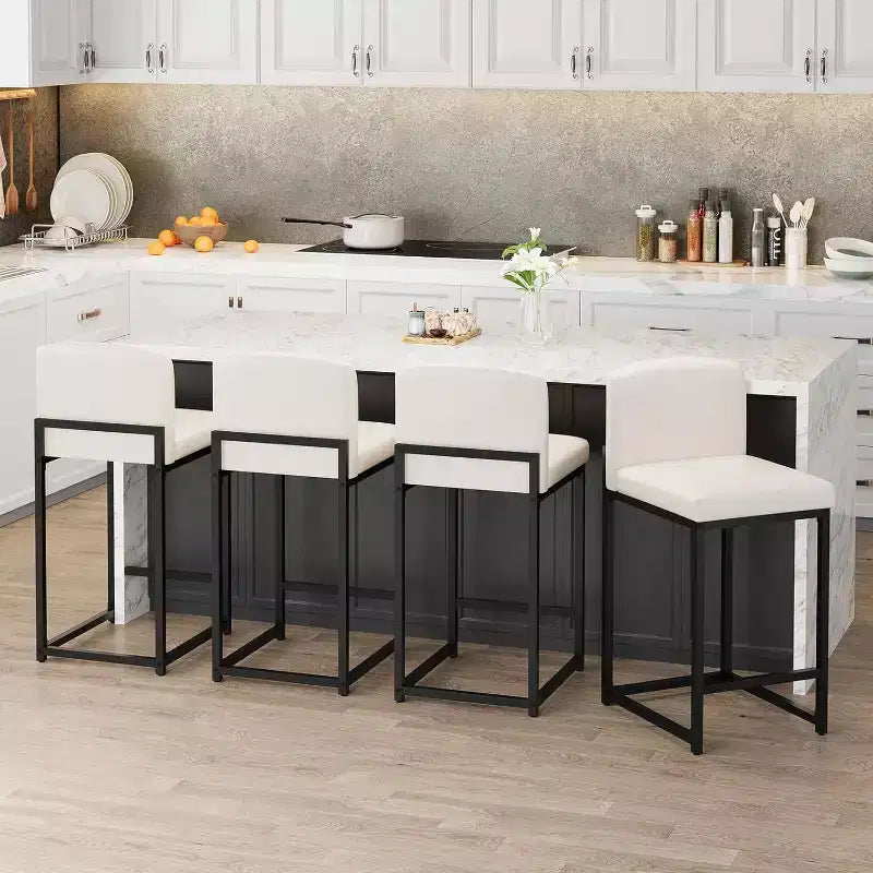 2 Sgabelli da Bar Moderni, Sedie da Bancone Rivestite in Ecopelle Altezza 63 cm con Schienale e Piedini Antiscivolo Regolabili per Isola della Cucina