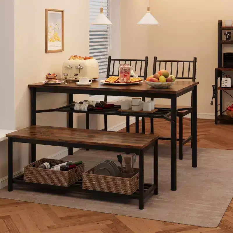 Set da Pranzo in Legno in Stile Rustico da 4 Pezzi con Panca e Sedia, Tavolo da Cucina con Ripiani Contenitori Integrati, Set Tavolo Rettangolare Salvaspazio per 4 Persone
