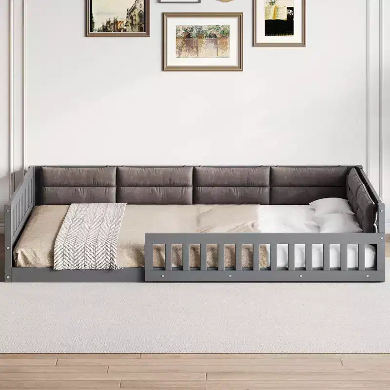 Letto a piattaforma imbottito TUYOHW a grandezza naturale con spondine di sicurezza, letto a terra a doghe in robusto legno di pino, letto a basso profilo resistente, capacità 272 kg