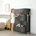 Cassettiera portaoggetti TUYOHW a 10 cassetti con tasche laterali e ganci, organizer in tessuto con piano in legno, torre portaoggetti per camera da letto, armadio e ingresso