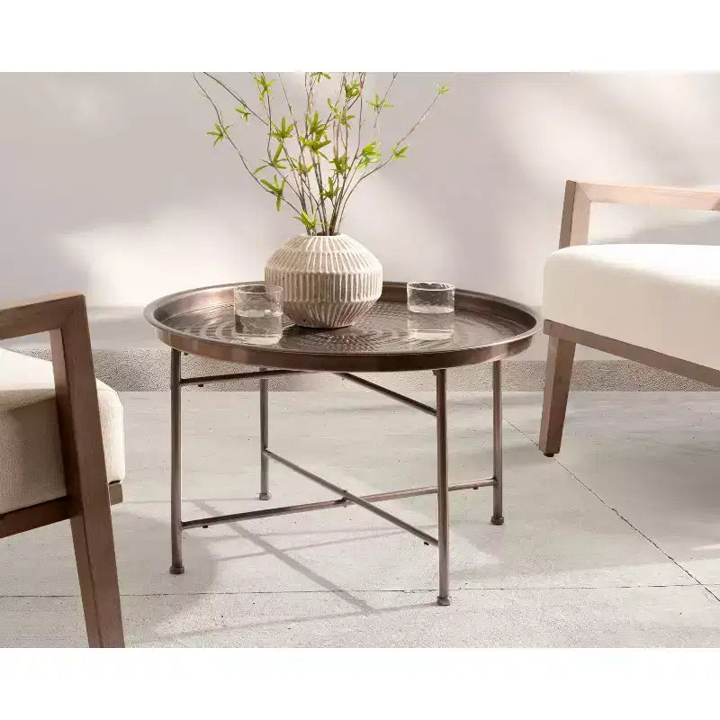 Tavolino rotondo da esterno in metallo Kate and Laurel Mahdavi, 25x25x16, bronzo