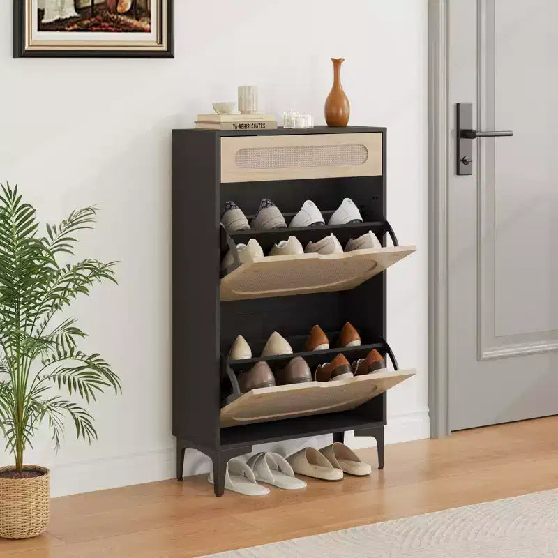 Scarpiera in Rattan con 3 Cassetti - Design Ribaltabile ed Estraibile, 3 Ripiani Regolabili, Mobile Stretto Salvaspazio per Ingresso e Veranda