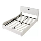 Letto a piattaforma imbottito in ecopelle moderna GDFStudio Ford con altoparlanti Bluetooth integrati e testiera ispessita