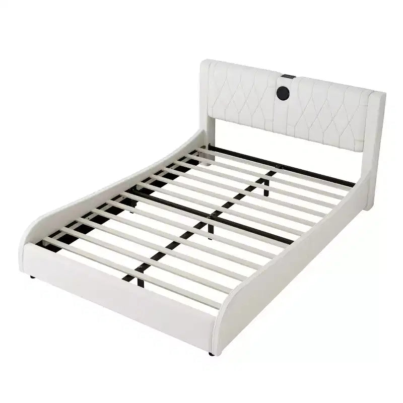 Letto a piattaforma imbottito in ecopelle moderna GDFStudio Ford con altoparlanti Bluetooth integrati e testiera ispessita