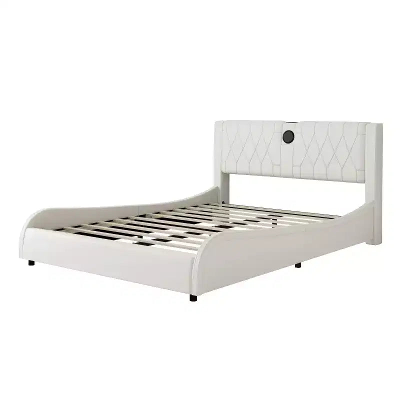 Letto a piattaforma imbottito in ecopelle moderna GDFStudio Ford con altoparlanti Bluetooth integrati e testiera ispessita