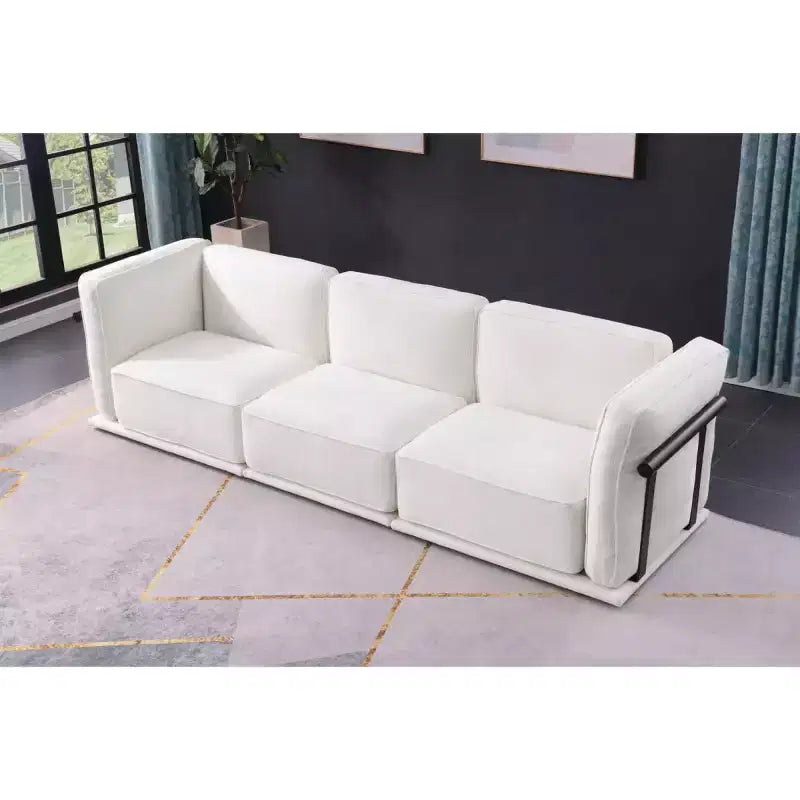 Divano modulare dritto a 3 posti oversize con struttura in legno e metallo, divano moderno in velluto effetto nuvola per soggiorno o appartamento - Panipeachy