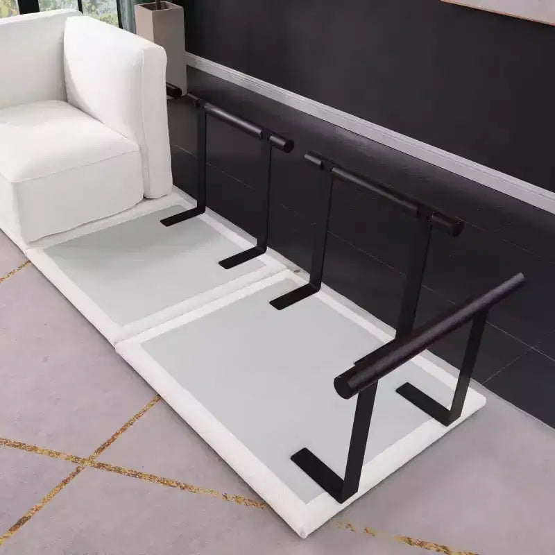 Divano modulare dritto a 3 posti oversize con struttura in legno e metallo, divano moderno in velluto effetto nuvola per soggiorno o appartamento - Panipeachy