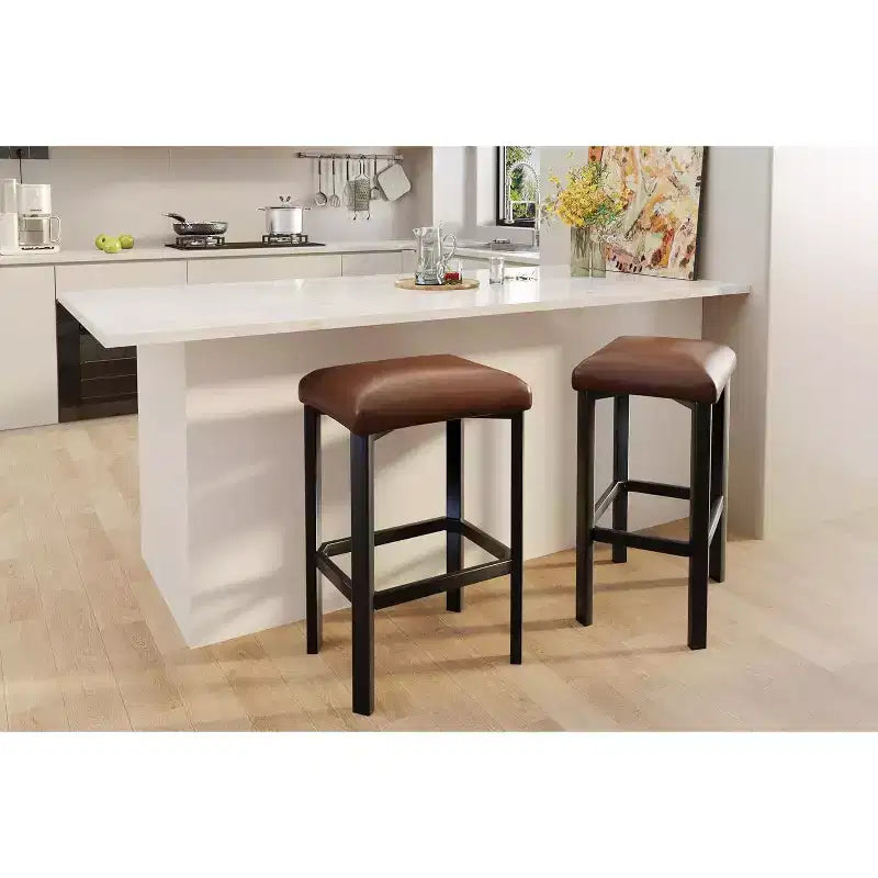 24 Sgabelli da Bar Set da 2 con Poggiapiedi, Sgabelli da Bar Senza Schienale Altezza Bancone con Telaio in Metallo, Sedili Rivestiti in Pelle PU, Sgabelli da Cucina Moderni